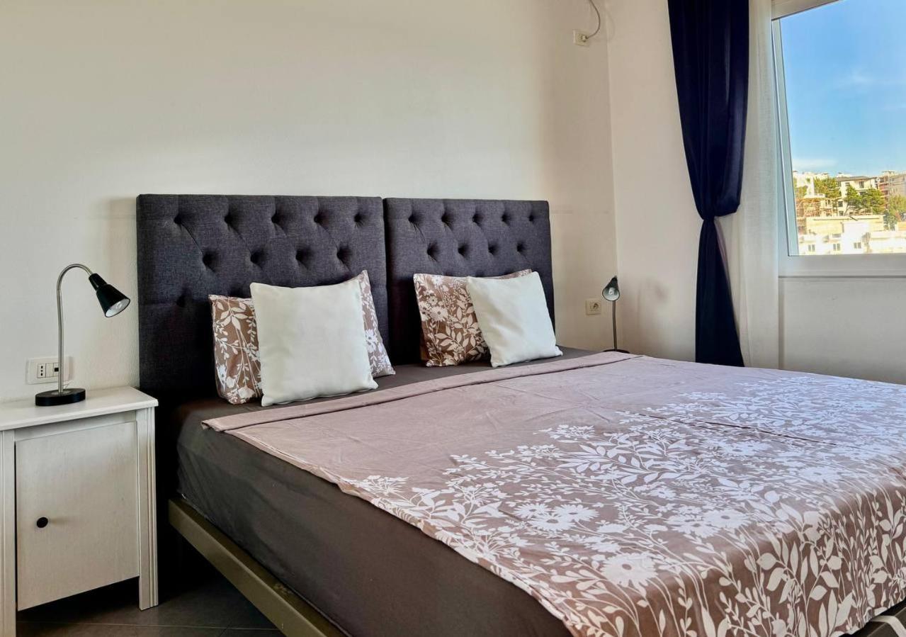 Viola Sea View Penthouse Leilighet Sarandë