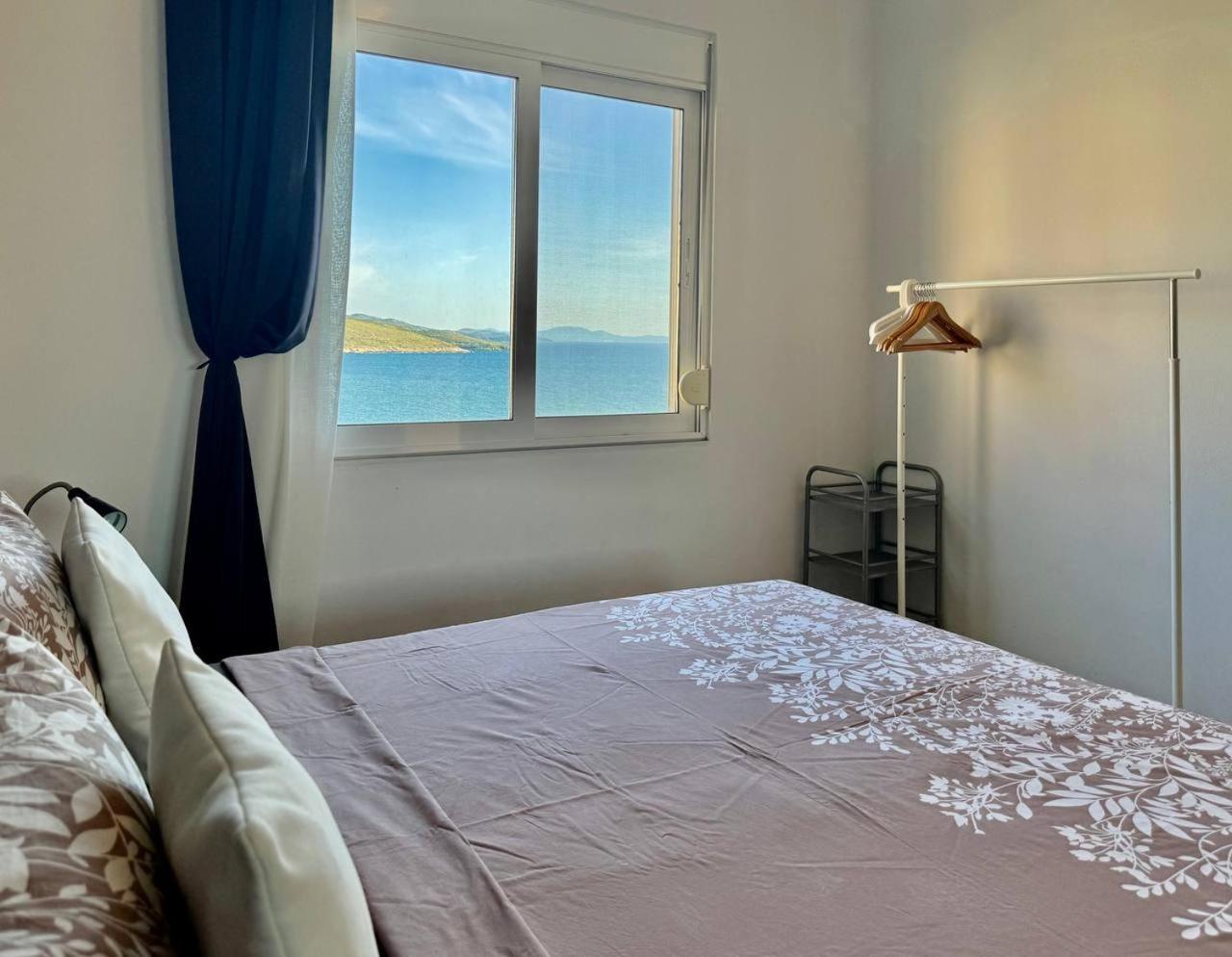 Viola Sea View Penthouse Sarande