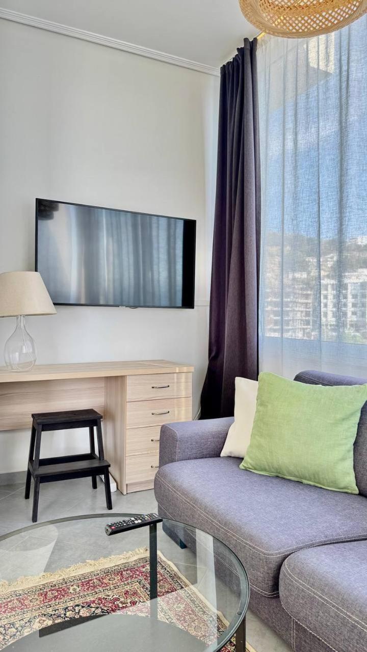 Viola Sea View Penthouse * Sarande