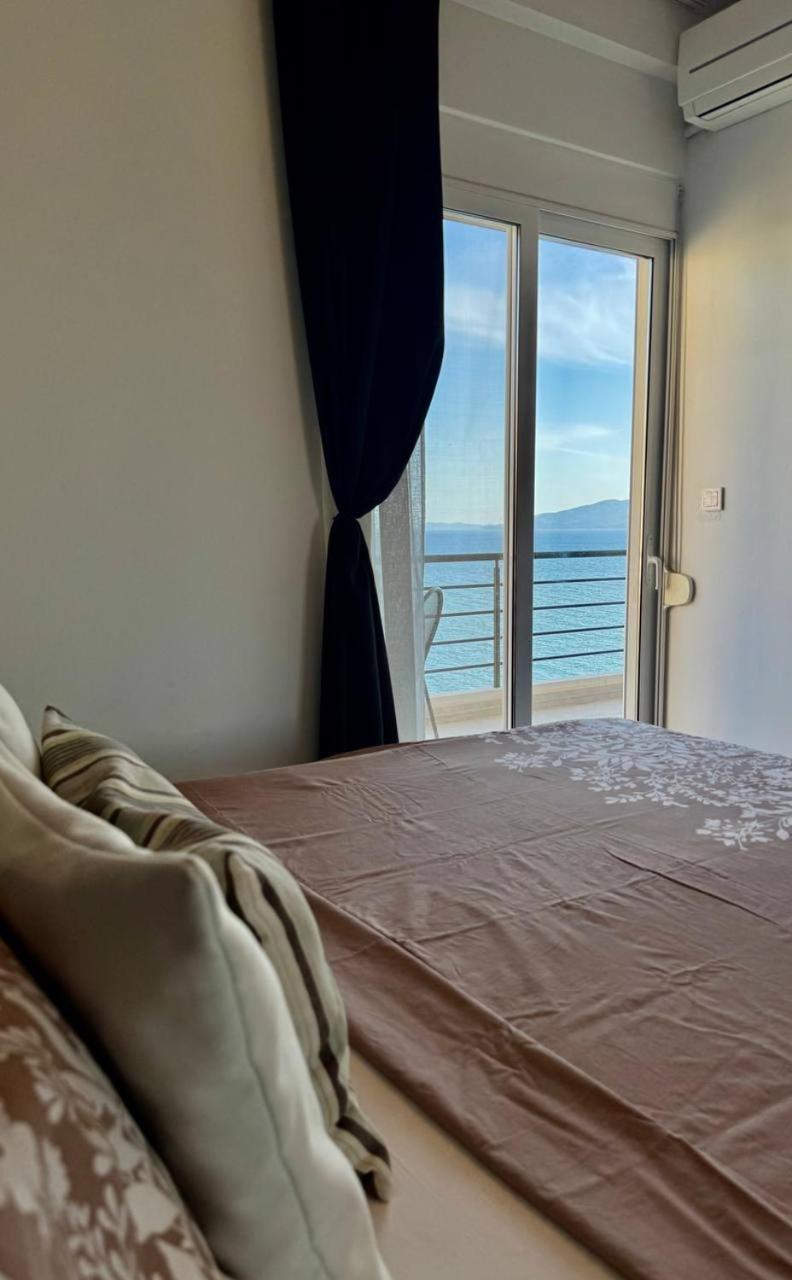 Viola Sea View Penthouse Apartment *