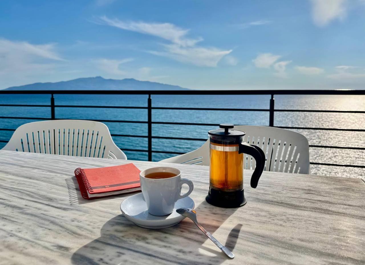 Viola Sea View Penthouse Apartment Sarande